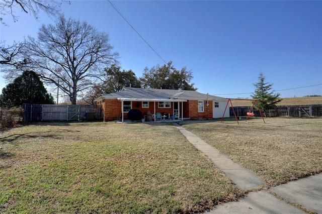 Building Photo - 6220 Walnut Dr