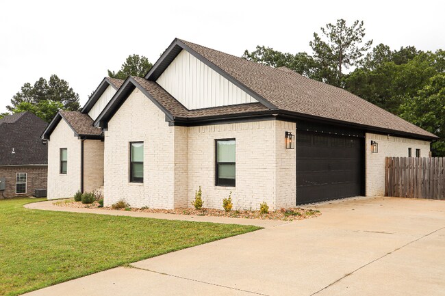 Foto del edificio - 1596 Alamosa Dr
