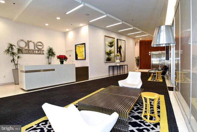 Foto del edificio - 6506 America Blvd