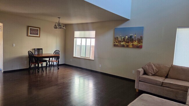 Foto del edificio - 16916 119th Ave Ct E