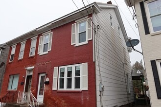 Building Photo - 255 W Rowe St