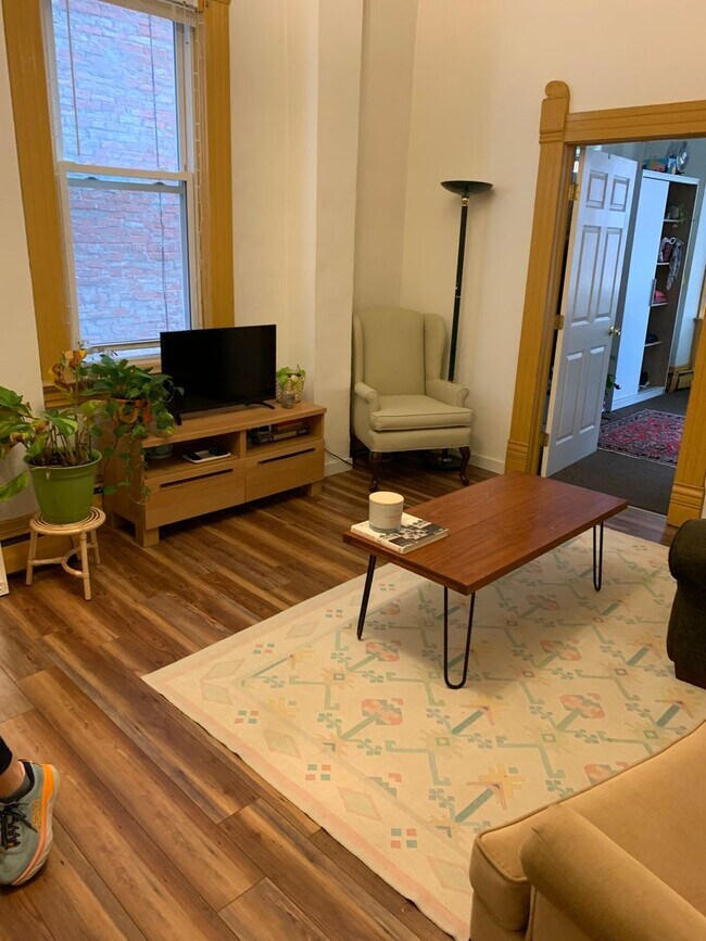 Foto del edificio - 3612 Dawson St