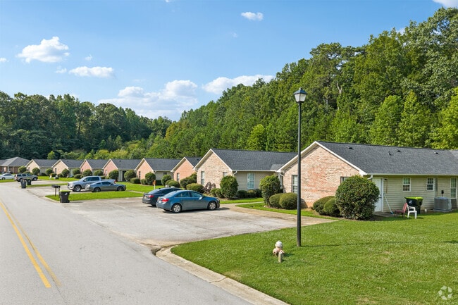 Building Photo - Tallapoosa Manor
