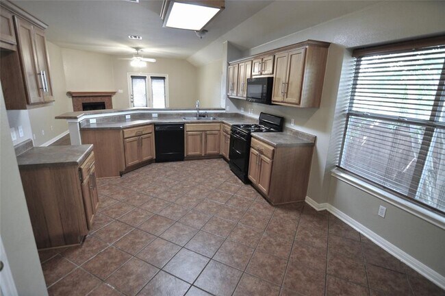 Foto del edificio - 1830 Paradise Ridge Dr