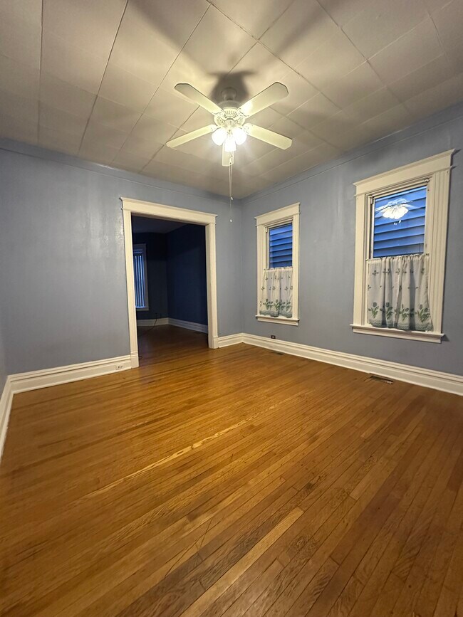 Foto del edificio - 3743 S Kedzie Ave