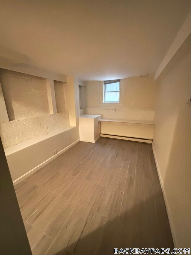 Building Photo - 277 Marlborough St