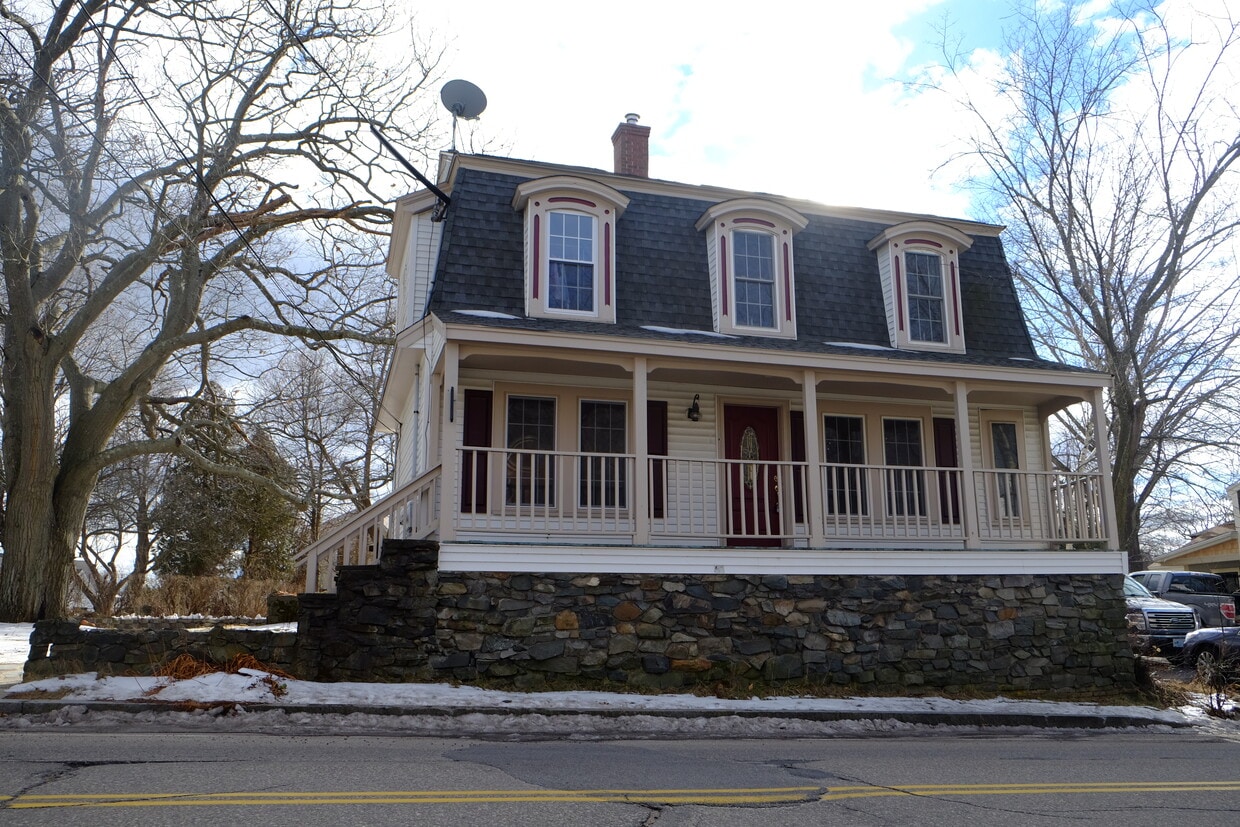 Primary Photo - 65 Government Street