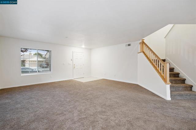 Building Photo - 394 Glenbriar Cir