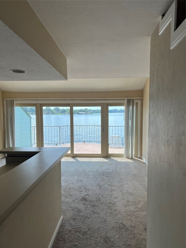 Foto del edificio - 7041 Kingston Cove Ln