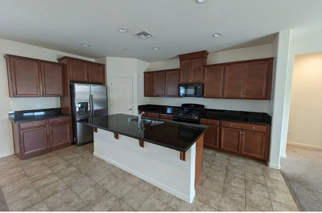 Foto del edificio - 574 Betten St