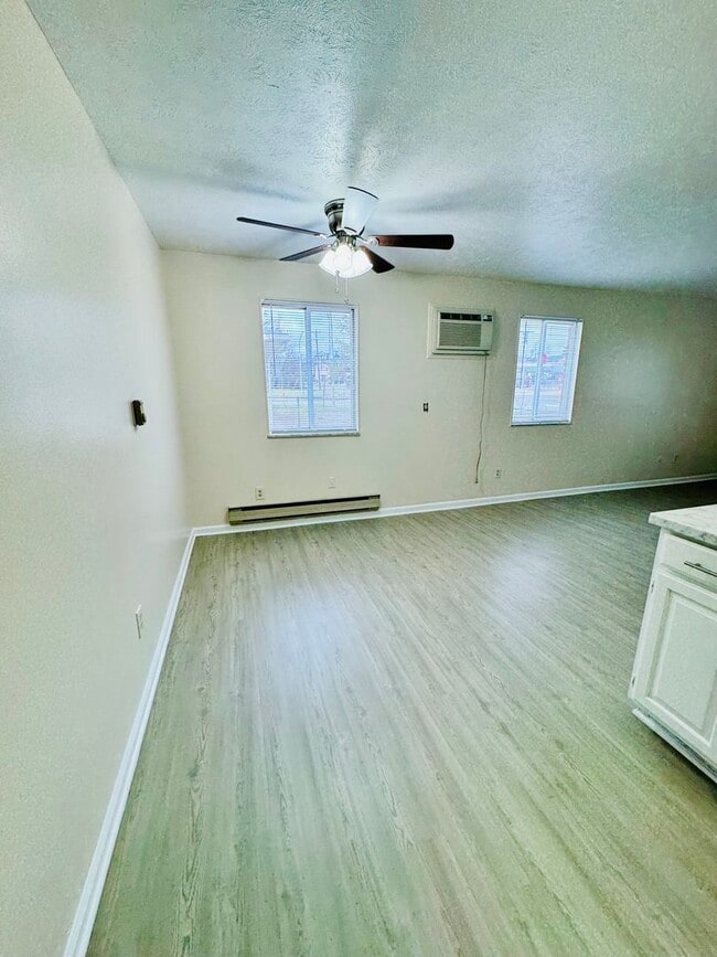 Foto del edificio - 1408 Jackson Ln