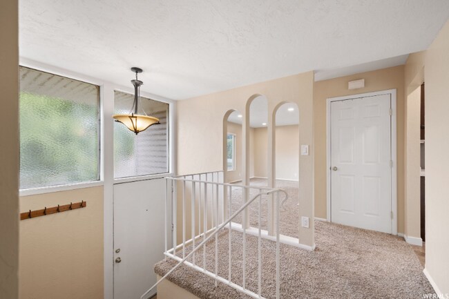 Building Photo - 1730 Baroness Pl
