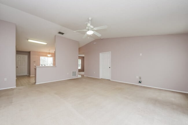 Building Photo - 155 Pompei Dr