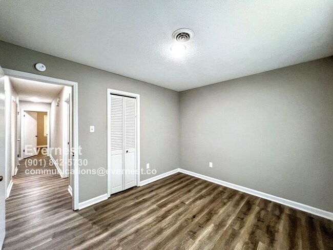 Foto del edificio - 731 Cumberland Cove