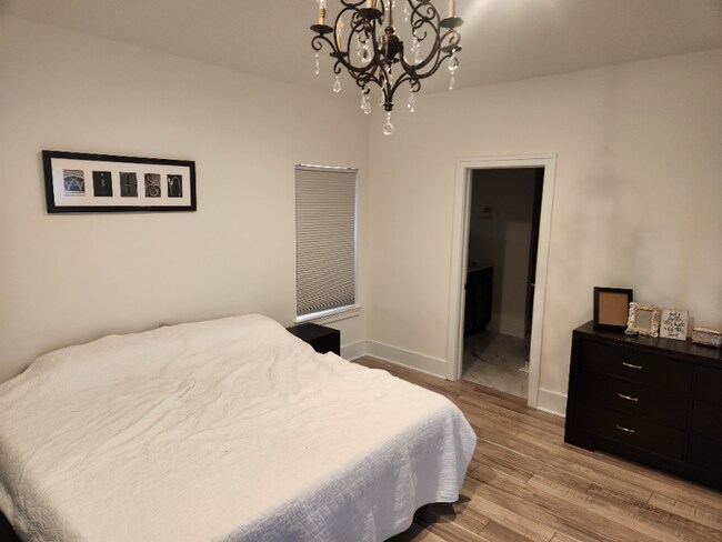 Foto del edificio - 11735 Jensen Ct