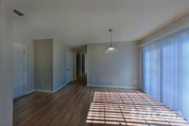 Building Photo - 13730 Elsie Caldwell Ln