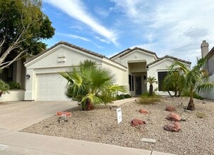 Building Photo - 275 E Ashurst Dr
