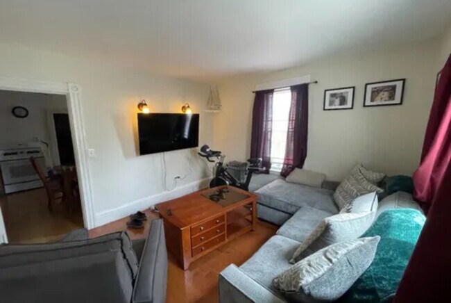 Foto del edificio - 41 Brooks Ave