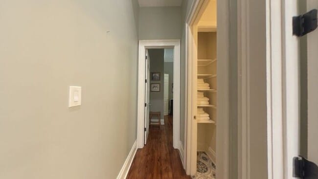 Building Photo - Discover this cozy and well-maintained 2-b...