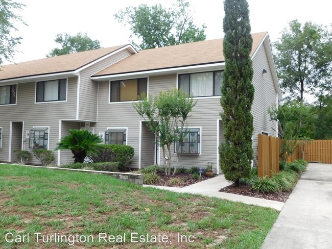 Building Photo - 2 br, 1.5 bath House - 811 SW 60 TERR