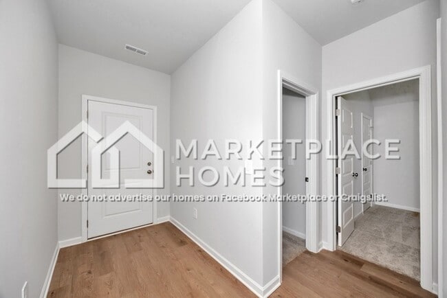 Building Photo - 187 Olde Hearth Rd