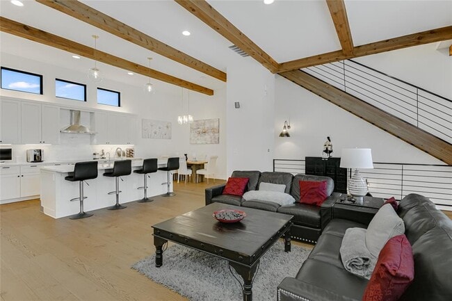 Building Photo - 13322 Galleria Cir