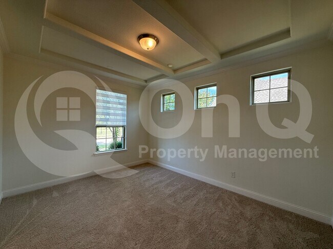 Foto del edificio - 1165 Clearwater Dr