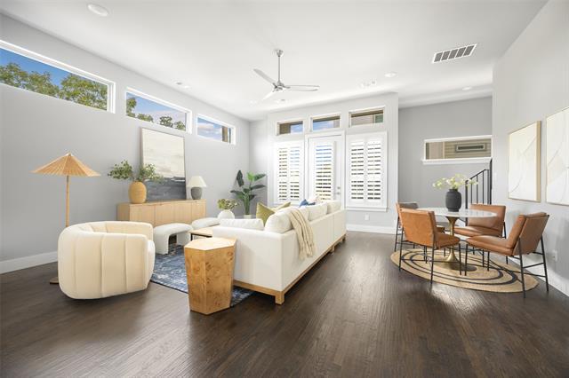 Foto del edificio - 4226 Roseland Ave