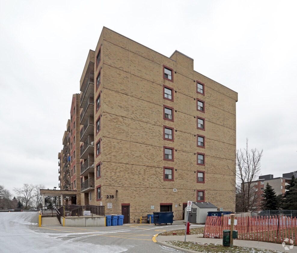 Photo principale - 238 Willow Rd