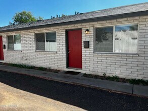 Building Photo - 5027 N 16th Ave