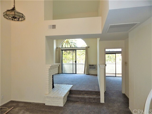 Foto del edificio - 5032 Dorado Dr