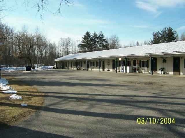 Primary Photo - 415 N Michigan Ave