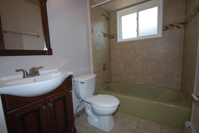 Foto del edificio - 10634 Parkside Ave