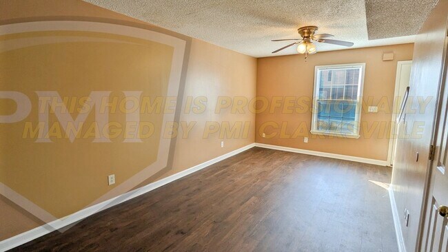 Building Photo - 284 Raleigh Dr