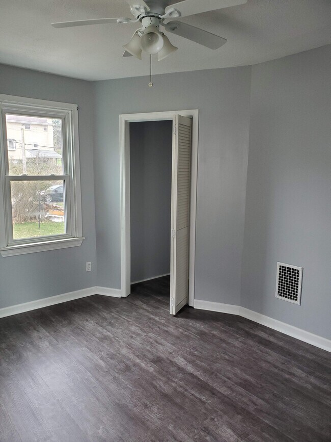 Foto del edificio - 1820 Banksville Rd