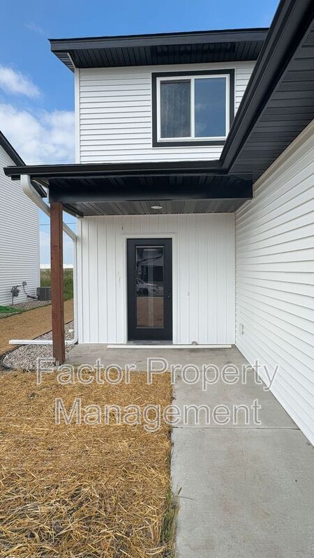 Foto del edificio - 3212 Scotch Ln