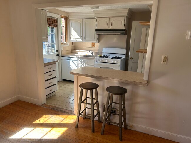 Soleado, cocina comedor - 36 Pierce Rd