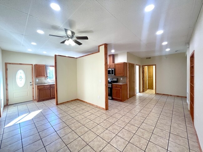 Building Photo - 2678 Pine Top Way