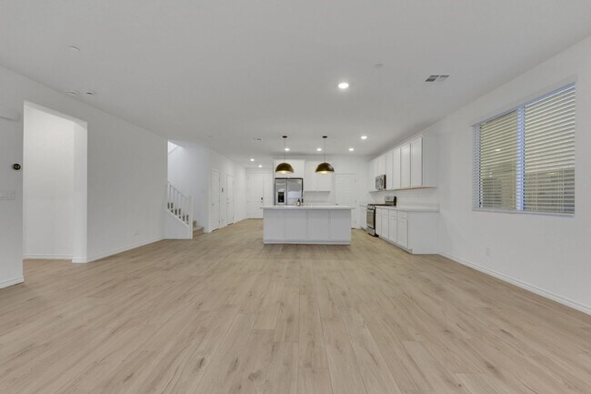 Foto del edificio - Nearly New Lennar 5 Bedroom Home in Inspirada
