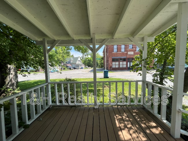 Building Photo - 7726 Swails St