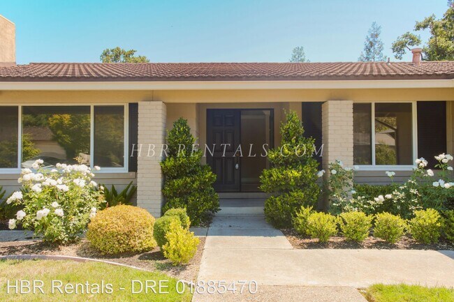 Building Photo - 3 br, 2 bath House - 12988 Hawkins Drive