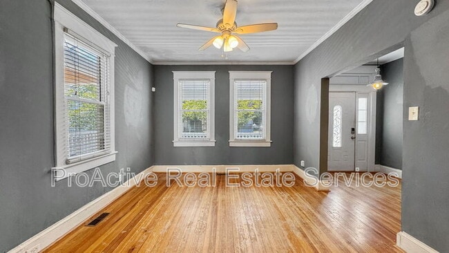 Building Photo - 408 W 31st St