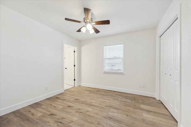 Foto del edificio - 1525 Bonanza Rd