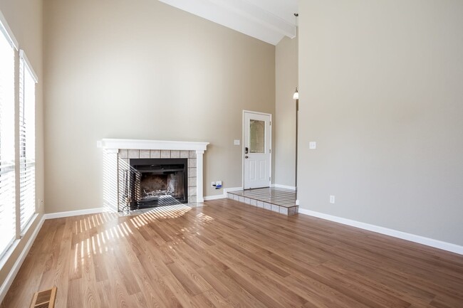 Building Photo - 915 Brandywine Dr