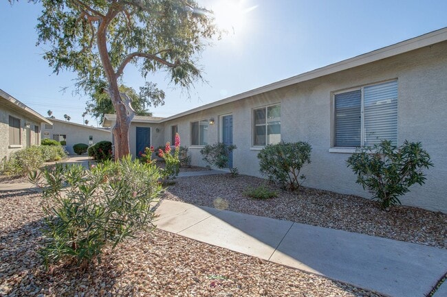 Photo - Updated 2 Bedroom, 2 bathroom located in a Gated Community!! Like living at a Resort! Available ... House