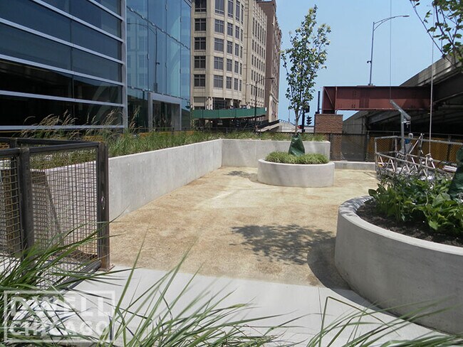Building Photo - 530 N Lake Shore Dr