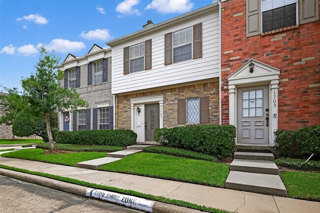 Foto del edificio - 2910 Grants Lake Blvd