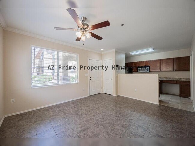 Foto del edificio - 2134 E Broadway Rd