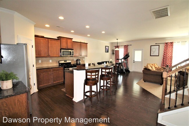 Building Photo - 4 br, 2.5 bath House - 7410 Cedarfield Rd
