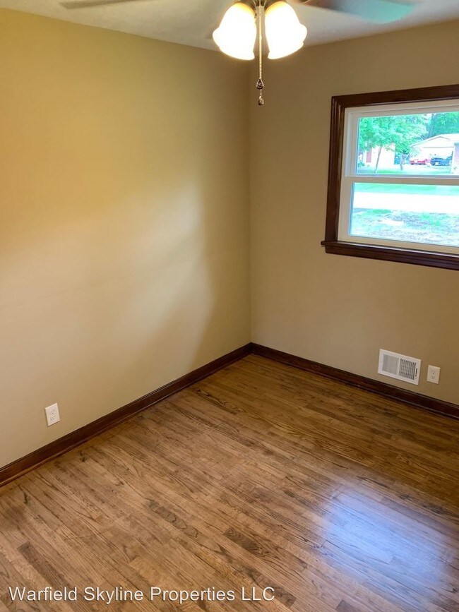 Building Photo - 5 br, 2 bath House - 8914 Zabel Way